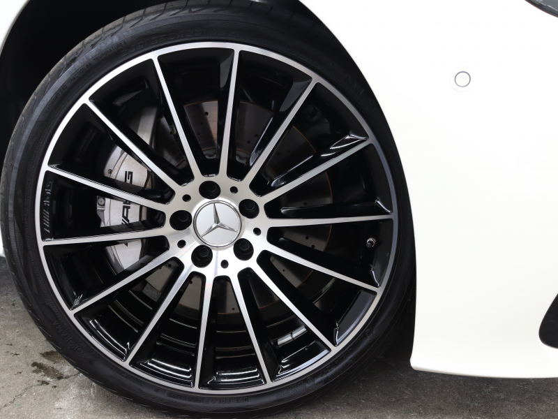 AMG Eクラス E53ｶﾌﾞﾘｵﾚ 4MATIC+ ｴｸｽｸﾙｰｼﾌﾞ& ﾚｰﾀﾞｰSP　後期ﾓﾃﾞﾙ ISG搭載  黒革 ﾍﾞﾝﾁﾚｰﾀｰ ｴｱｽｶｰﾌ ﾘﾗｸｾﾞｰｼｮﾝ機能 赤幌 ﾅﾋﾞTV CarPlay ﾌﾞﾙﾒｽﾀｰS  HUD 360ｶﾒﾗ ﾜｲﾔﾚｽﾁｬｰｼﾞﾝｸﾞ AMGｴｱﾛ&20AW　2年保証