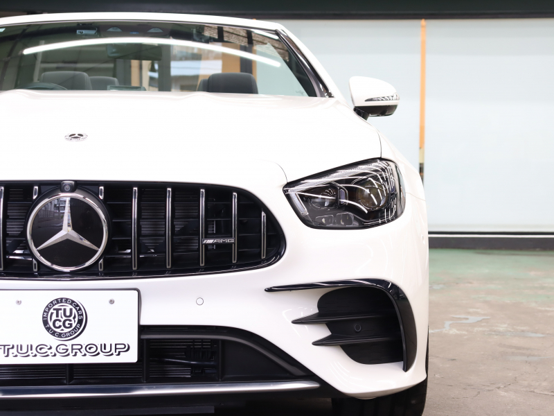 AMG Eクラス E53ｶﾌﾞﾘｵﾚ 4MATIC+ ｴｸｽｸﾙｰｼﾌﾞ& ﾚｰﾀﾞｰSP　後期ﾓﾃﾞﾙ ISG搭載  黒革 ﾍﾞﾝﾁﾚｰﾀｰ ｴｱｽｶｰﾌ ﾘﾗｸｾﾞｰｼｮﾝ機能 赤幌 ﾅﾋﾞTV CarPlay ﾌﾞﾙﾒｽﾀｰS  HUD 360ｶﾒﾗ ﾜｲﾔﾚｽﾁｬｰｼﾞﾝｸﾞ AMGｴｱﾛ&20AW　2年保証