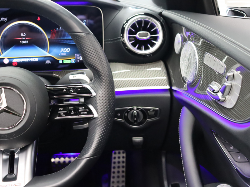 AMG Eクラス E53ｶﾌﾞﾘｵﾚ 4MATIC+ ｴｸｽｸﾙｰｼﾌﾞ& ﾚｰﾀﾞｰSP　後期ﾓﾃﾞﾙ ISG搭載  黒革 ﾍﾞﾝﾁﾚｰﾀｰ ｴｱｽｶｰﾌ ﾘﾗｸｾﾞｰｼｮﾝ機能 赤幌 ﾅﾋﾞTV CarPlay ﾌﾞﾙﾒｽﾀｰS  HUD 360ｶﾒﾗ ﾜｲﾔﾚｽﾁｬｰｼﾞﾝｸﾞ AMGｴｱﾛ&20AW　2年保証