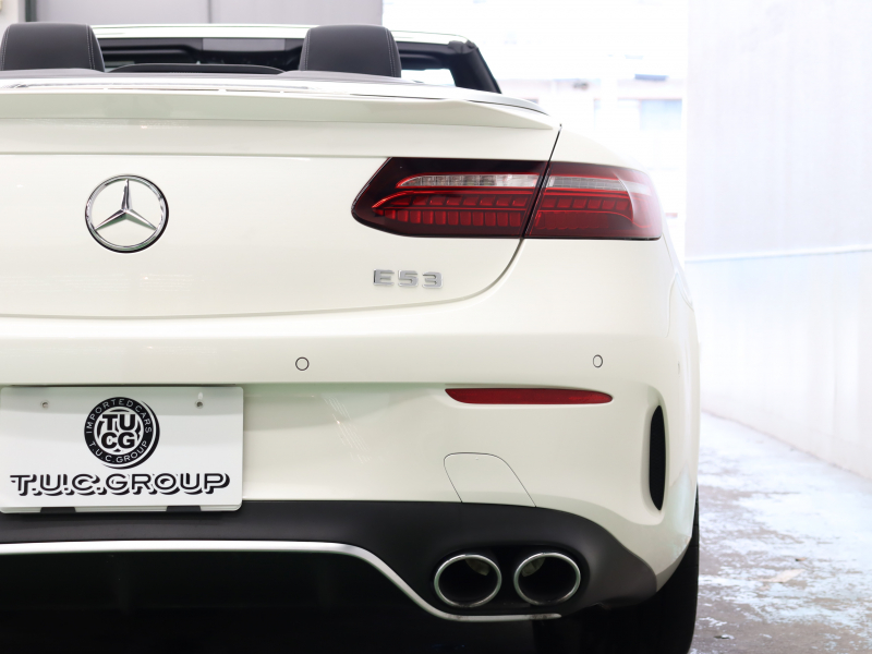 AMG Eクラス E53ｶﾌﾞﾘｵﾚ 4MATIC+ ｴｸｽｸﾙｰｼﾌﾞ& ﾚｰﾀﾞｰSP　後期ﾓﾃﾞﾙ ISG搭載  黒革 ﾍﾞﾝﾁﾚｰﾀｰ ｴｱｽｶｰﾌ ﾘﾗｸｾﾞｰｼｮﾝ機能 赤幌 ﾅﾋﾞTV CarPlay ﾌﾞﾙﾒｽﾀｰS  HUD 360ｶﾒﾗ ﾜｲﾔﾚｽﾁｬｰｼﾞﾝｸﾞ AMGｴｱﾛ&20AW　2年保証