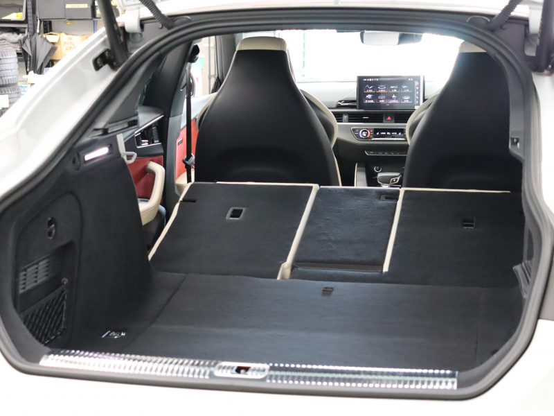 アウディ RS5 RS5 ｽﾎﾟｰﾂﾊﾞｯｸ  ｸﾜﾄﾛ ｱｳﾃﾞｨｴｸｽｸﾙｰｼﾌﾞ ｺﾝﾌｫｰﾄPKG　1ｵｰﾅｰ 後期ﾓﾃﾞﾙ ｱｳﾃﾞｨﾌﾟﾚｾﾝｽ ＆ｻｲﾄﾞｱｼｽﾄ ﾚｰﾝｱｼｽﾄADVｷｰ 白ﾅｯﾊﾟﾚｻﾞｰｼｰﾄ MMIﾅﾋﾞ ﾌﾙｾｸﾞ 360ｶﾒﾗ ﾏﾄﾘｸｽLED ｽﾃｱﾘﾝｸﾞﾋｰﾀｰ ｶｰﾎﾞﾝﾊﾟﾈﾙ Bang&Olufsen　2年保証