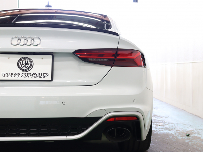 アウディ RS5 RS5 ｽﾎﾟｰﾂﾊﾞｯｸ  ｸﾜﾄﾛ ｱｳﾃﾞｨｴｸｽｸﾙｰｼﾌﾞ ｺﾝﾌｫｰﾄPKG　1ｵｰﾅｰ 後期ﾓﾃﾞﾙ ｱｳﾃﾞｨﾌﾟﾚｾﾝｽ ＆ｻｲﾄﾞｱｼｽﾄ ﾚｰﾝｱｼｽﾄADVｷｰ 白ﾅｯﾊﾟﾚｻﾞｰｼｰﾄ MMIﾅﾋﾞ ﾌﾙｾｸﾞ 360ｶﾒﾗ ﾏﾄﾘｸｽLED ｽﾃｱﾘﾝｸﾞﾋｰﾀｰ ｶｰﾎﾞﾝﾊﾟﾈﾙ Bang&Olufsen　2年保証