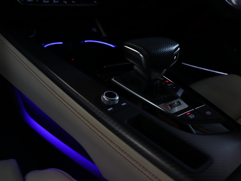 アウディ RS5 RS5 ｽﾎﾟｰﾂﾊﾞｯｸ  ｸﾜﾄﾛ ｱｳﾃﾞｨｴｸｽｸﾙｰｼﾌﾞ ｺﾝﾌｫｰﾄPKG　1ｵｰﾅｰ 後期ﾓﾃﾞﾙ ｱｳﾃﾞｨﾌﾟﾚｾﾝｽ ＆ｻｲﾄﾞｱｼｽﾄ ﾚｰﾝｱｼｽﾄADVｷｰ 白ﾅｯﾊﾟﾚｻﾞｰｼｰﾄ MMIﾅﾋﾞ ﾌﾙｾｸﾞ 360ｶﾒﾗ ﾏﾄﾘｸｽLED ｽﾃｱﾘﾝｸﾞﾋｰﾀｰ ｶｰﾎﾞﾝﾊﾟﾈﾙ Bang&Olufsen　2年保証