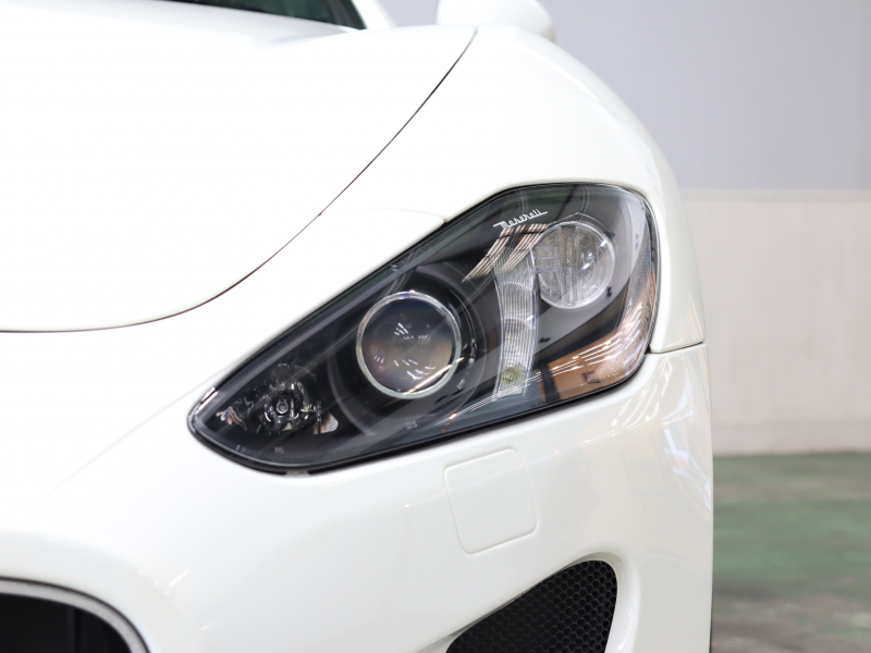 マセラティ グランツーリズモ ｽﾎﾟｰﾂ MCｵｰﾄｼﾌﾄ　赤革 ｼｰﾄﾋｰﾀｰ ﾅﾋﾞTV BTｵｰﾃﾞｨｵ Bｶﾒﾗ ｷｾﾉﾝ  ｼﾌﾄﾊﾟﾄﾞﾙ ﾚｯﾄﾞｷｬﾘﾊﾟｰ ｱｽﾄﾄﾃﾞｻﾞｲﾝ20ｲﾝﾁAW　2年保証