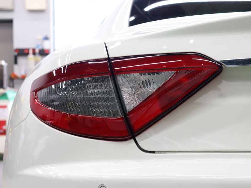 マセラティ グランツーリズモ ｽﾎﾟｰﾂ MCｵｰﾄｼﾌﾄ　赤革 ｼｰﾄﾋｰﾀｰ ﾅﾋﾞTV BTｵｰﾃﾞｨｵ Bｶﾒﾗ ｷｾﾉﾝ  ｼﾌﾄﾊﾟﾄﾞﾙ ﾚｯﾄﾞｷｬﾘﾊﾟｰ ｱｽﾄﾄﾃﾞｻﾞｲﾝ20ｲﾝﾁAW　2年保証