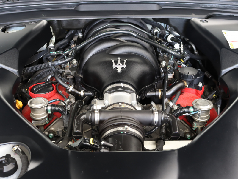 マセラティ グランツーリズモ ｽﾎﾟｰﾂ MCｵｰﾄｼﾌﾄ　赤革 ｼｰﾄﾋｰﾀｰ ﾅﾋﾞTV BTｵｰﾃﾞｨｵ Bｶﾒﾗ ｷｾﾉﾝ  ｼﾌﾄﾊﾟﾄﾞﾙ ﾚｯﾄﾞｷｬﾘﾊﾟｰ ｱｽﾄﾄﾃﾞｻﾞｲﾝ20ｲﾝﾁAW　2年保証