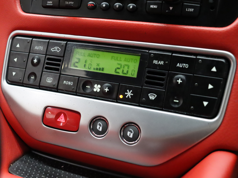 マセラティ グランツーリズモ ｽﾎﾟｰﾂ MCｵｰﾄｼﾌﾄ　赤革 ｼｰﾄﾋｰﾀｰ ﾅﾋﾞTV BTｵｰﾃﾞｨｵ Bｶﾒﾗ ｷｾﾉﾝ  ｼﾌﾄﾊﾟﾄﾞﾙ ﾚｯﾄﾞｷｬﾘﾊﾟｰ ｱｽﾄﾄﾃﾞｻﾞｲﾝ20ｲﾝﾁAW　2年保証