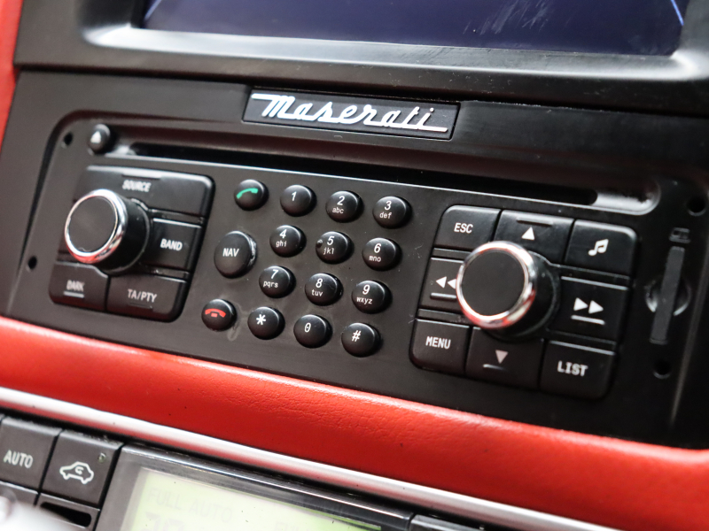 マセラティ グランツーリズモ ｽﾎﾟｰﾂ MCｵｰﾄｼﾌﾄ　赤革 ｼｰﾄﾋｰﾀｰ ﾅﾋﾞTV BTｵｰﾃﾞｨｵ Bｶﾒﾗ ｷｾﾉﾝ  ｼﾌﾄﾊﾟﾄﾞﾙ ﾚｯﾄﾞｷｬﾘﾊﾟｰ ｱｽﾄﾄﾃﾞｻﾞｲﾝ20ｲﾝﾁAW　2年保証