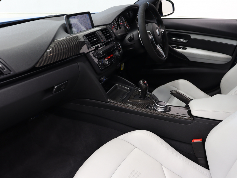 BMW Mシリーズ M3 MDCT　ｺﾝﾌｫｰﾄA ｲﾝﾃﾘｼﾞｪﾝﾄS 白革ｼｰﾄ Iriveﾅﾋﾞ TV Bluetooth Bｶﾒﾗ ﾍｯﾄﾞｱｯﾌﾟD LEDﾍｯﾄﾞﾗｲﾄ Mｴｱﾛ&19AW(ｽﾀｲﾘﾝｸﾞ437M)　2年保証付