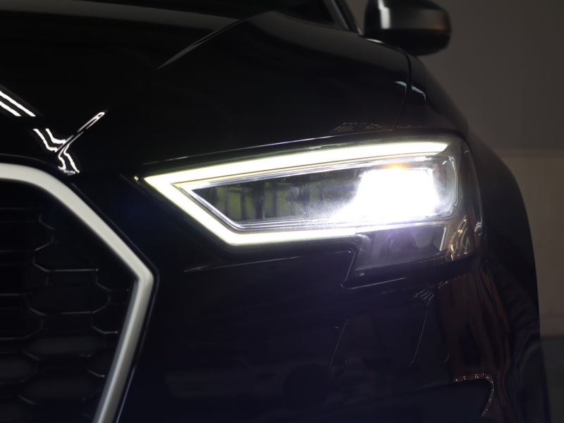 アウディ RS3 ｽﾎﾟｰﾂﾊﾞｯｸ ﾍﾞｰｽｸﾞﾚｰﾄﾞ ﾏｯﾄｱﾙﾐﾆｳﾑｽﾀｲﾘﾝｸﾞP　ADVｷｰ Audiﾏｸﾞﾈﾃｨｯｸﾗｲﾄﾞ 黒革ｼｰﾄ MMIﾅﾋﾞTV Bang&Olufsen Bluetooth Bｶﾒﾗ ﾏﾄﾘｸｽLEDﾗｲﾄ ﾊﾞｰﾁｬﾙｺｸﾋﾟｯﾄ 19AW　2年保証付