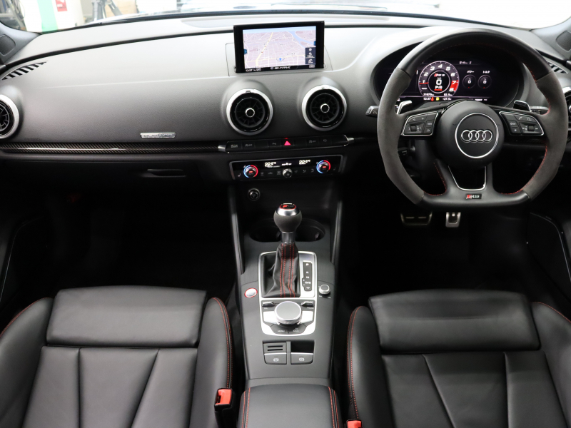 アウディ RS3 ｽﾎﾟｰﾂﾊﾞｯｸ ﾍﾞｰｽｸﾞﾚｰﾄﾞ ﾏｯﾄｱﾙﾐﾆｳﾑｽﾀｲﾘﾝｸﾞP　ADVｷｰ Audiﾏｸﾞﾈﾃｨｯｸﾗｲﾄﾞ 黒革ｼｰﾄ MMIﾅﾋﾞTV Bang&Olufsen Bluetooth Bｶﾒﾗ ﾏﾄﾘｸｽLEDﾗｲﾄ ﾊﾞｰﾁｬﾙｺｸﾋﾟｯﾄ 19AW　2年保証付