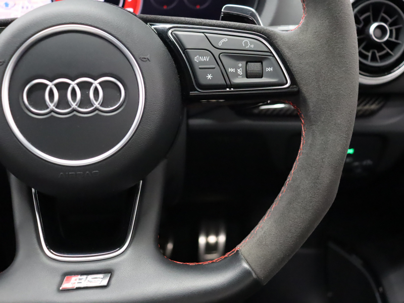 アウディ RS3 ｽﾎﾟｰﾂﾊﾞｯｸ ﾍﾞｰｽｸﾞﾚｰﾄﾞ ﾏｯﾄｱﾙﾐﾆｳﾑｽﾀｲﾘﾝｸﾞP　ADVｷｰ Audiﾏｸﾞﾈﾃｨｯｸﾗｲﾄﾞ 黒革ｼｰﾄ MMIﾅﾋﾞTV Bang&Olufsen Bluetooth Bｶﾒﾗ ﾏﾄﾘｸｽLEDﾗｲﾄ ﾊﾞｰﾁｬﾙｺｸﾋﾟｯﾄ 19AW　2年保証付