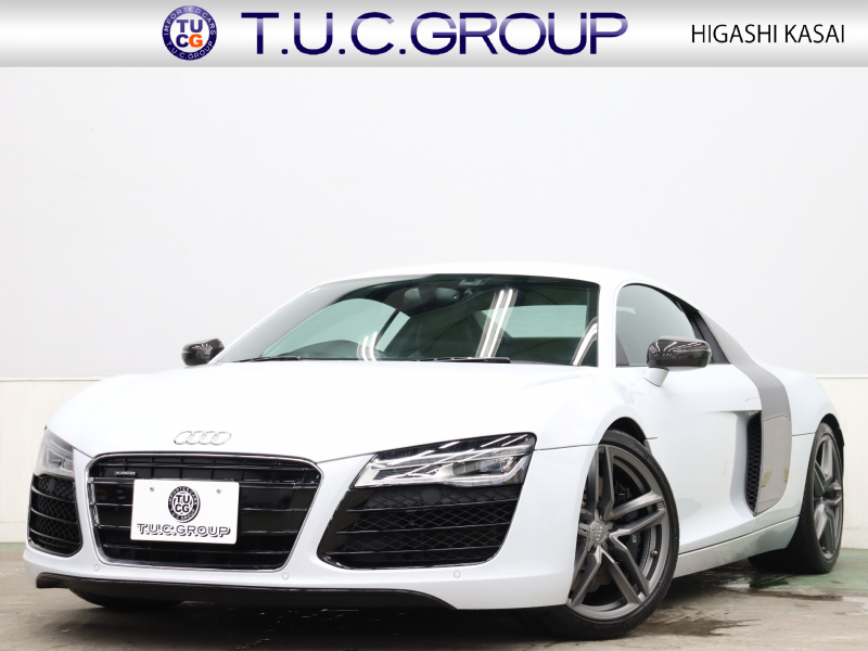 アウディ R8 4.2FSI ｸﾜﾄﾛ ｴｸｽｸﾙｰｼﾌﾞ&ﾚｻﾞｰPKG　後期ﾓﾃﾞﾙ 黒革 純正ﾅﾋﾞTV Bｶﾒﾗ Bluetooth ｶｰﾎﾞﾝﾃﾞｺﾗﾃｨﾌﾞﾊﾟﾈﾙ ｶｰﾎﾞﾝｼｸﾞﾏｻｲﾄﾞﾌﾞﾚｰｷ ｶｰﾎﾞﾝﾄﾞｱﾐﾗｰﾊｳｼﾞﾝｸﾞ LEDﾍｯﾄﾞﾗｲﾄ PTS ｸﾙｺﾝ 可変ﾊﾞﾙﾌﾞ 19ｲﾝﾁ5ｽﾎﾟｰｸAW(ﾁﾀﾝﾙｯｸ)