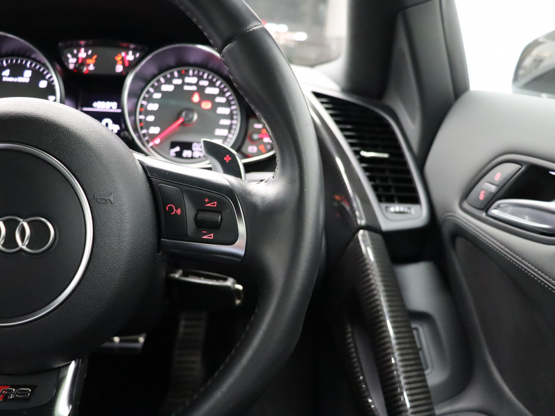 アウディ R8 4.2FSI ｸﾜﾄﾛ ｴｸｽｸﾙｰｼﾌﾞ&ﾚｻﾞｰPKG　後期ﾓﾃﾞﾙ 黒革 純正ﾅﾋﾞTV Bｶﾒﾗ Bluetooth ｶｰﾎﾞﾝﾃﾞｺﾗﾃｨﾌﾞﾊﾟﾈﾙ ｶｰﾎﾞﾝｼｸﾞﾏｻｲﾄﾞﾌﾞﾚｰｷ ｶｰﾎﾞﾝﾄﾞｱﾐﾗｰﾊｳｼﾞﾝｸﾞ LEDﾍｯﾄﾞﾗｲﾄ PTS ｸﾙｺﾝ 可変ﾊﾞﾙﾌﾞ 19ｲﾝﾁ5ｽﾎﾟｰｸAW(ﾁﾀﾝﾙｯｸ)