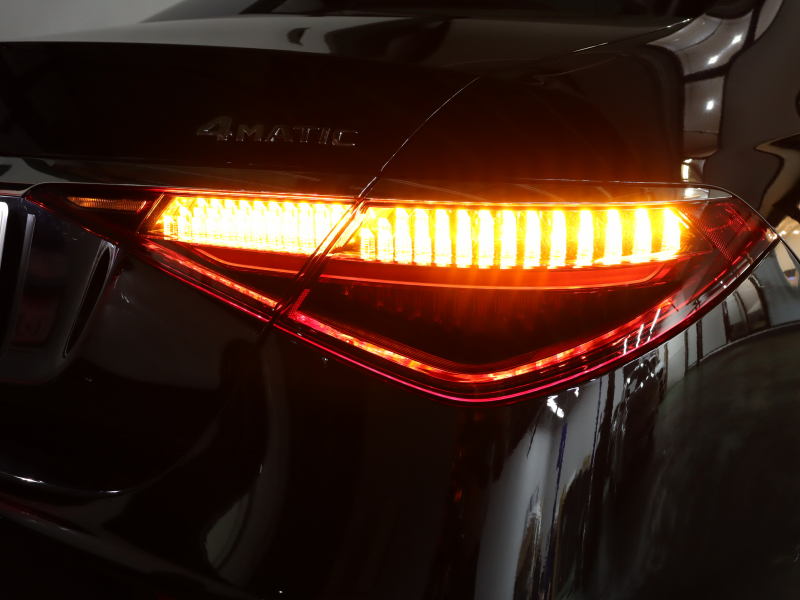 メルセデスベンツ Sクラス S500 4MATIC ISG搭載ﾓﾃﾞﾙ ﾍﾞｰｼｯｸ&AMGﾗｲﾝ&ﾚｻﾞｰｴｸｽｸﾙｰｼﾌﾞPKG　現行ﾓﾃﾞﾙ 黒革 ﾍﾞﾝﾁﾚｰﾀｰ ﾊﾟﾉﾗﾏSR 純正ﾅﾋﾞ 3Dﾌﾞﾙﾒｽﾀｰ 360ｶﾒﾗ 3Dｺｯｸﾋﾟｯﾄﾞﾃﾞｨｽﾌﾟﾚｲ ARﾍｯﾄﾞｱｯﾌﾟﾃﾞｨｽﾌﾟﾚｲ ﾃﾞｼﾞﾀﾙLEDﾍｯﾄﾞﾗｲﾄ　2年保証