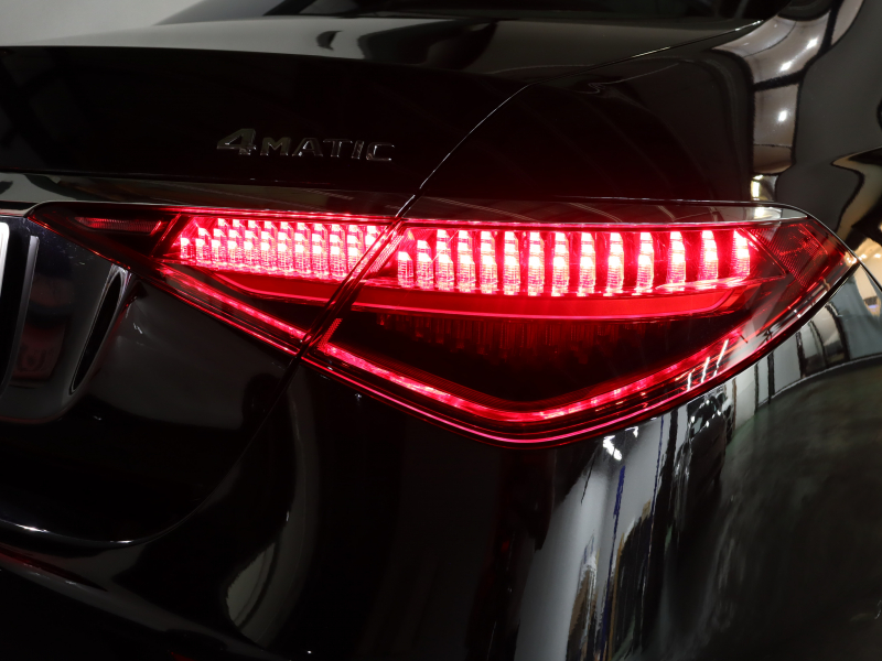 メルセデスベンツ Sクラス S500 4MATIC ISG搭載ﾓﾃﾞﾙ ﾍﾞｰｼｯｸ&AMGﾗｲﾝ&ﾚｻﾞｰｴｸｽｸﾙｰｼﾌﾞPKG　現行ﾓﾃﾞﾙ 黒革 ﾍﾞﾝﾁﾚｰﾀｰ ﾊﾟﾉﾗﾏSR 純正ﾅﾋﾞ 3Dﾌﾞﾙﾒｽﾀｰ 360ｶﾒﾗ 3Dｺｯｸﾋﾟｯﾄﾞﾃﾞｨｽﾌﾟﾚｲ ARﾍｯﾄﾞｱｯﾌﾟﾃﾞｨｽﾌﾟﾚｲ ﾃﾞｼﾞﾀﾙLEDﾍｯﾄﾞﾗｲﾄ　2年保証