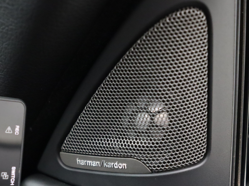 BMW Mシリーズ M4 ｶﾌﾞﾘｵﾚ ｺﾝﾍﾟﾃｨｼｮﾝ　後期LCI LCW ｺﾝﾌｫA ｲﾝﾃﾘｼﾞｪﾝﾄS 赤革 純正HDDﾅﾋﾞTV harman/Kardon ﾍｯﾄﾞｱｯﾌﾟD Bｶﾒﾗ  ｶｰﾎﾞﾝｲﾝﾃﾘｱ ｴｷｿﾞｰｽﾄﾊﾟｲﾌﾟ ｱﾀﾞﾌﾟﾃｨﾌﾞMｻｽﾍﾟﾝｼｮﾝ 専用ｴｱﾛ&20AW(ｽﾀｲﾘﾝｸﾞ666M)　2年保証付