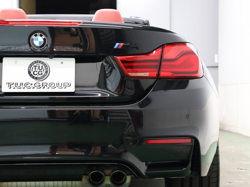 BMW Mシリーズ M4 ｶﾌﾞﾘｵﾚ ｺﾝﾍﾟﾃｨｼｮﾝ　後期LCI LCW ｺﾝﾌｫA ｲﾝﾃﾘｼﾞｪﾝﾄS 赤革 純正HDDﾅﾋﾞTV harman/Kardon ﾍｯﾄﾞｱｯﾌﾟD Bｶﾒﾗ  ｶｰﾎﾞﾝｲﾝﾃﾘｱ ｴｷｿﾞｰｽﾄﾊﾟｲﾌﾟ ｱﾀﾞﾌﾟﾃｨﾌﾞMｻｽﾍﾟﾝｼｮﾝ 専用ｴｱﾛ&20AW(ｽﾀｲﾘﾝｸﾞ666M)　2年保証付