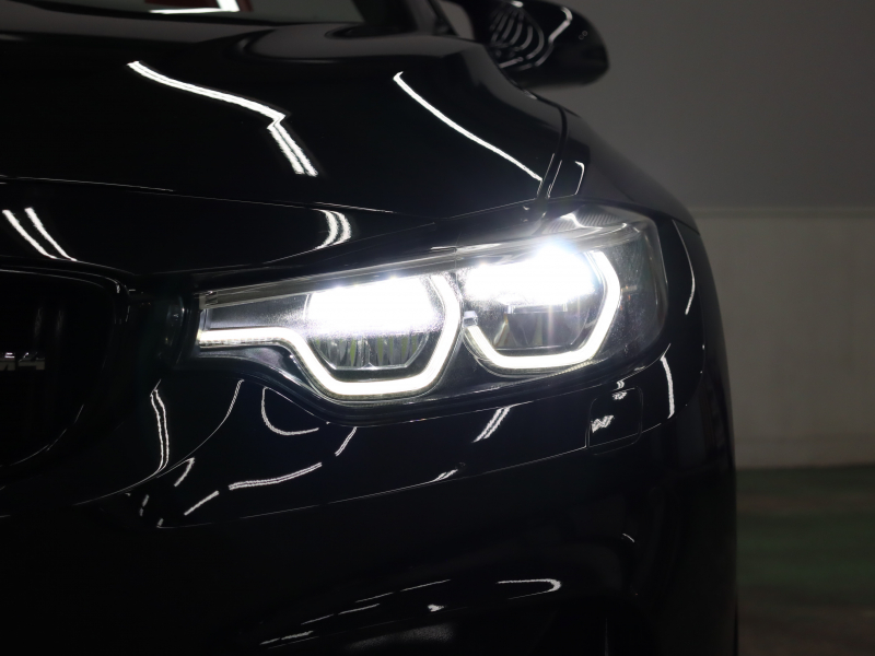 BMW Mシリーズ M4 ｶﾌﾞﾘｵﾚ ｺﾝﾍﾟﾃｨｼｮﾝ　後期LCI LCW ｺﾝﾌｫA ｲﾝﾃﾘｼﾞｪﾝﾄS 赤革 純正HDDﾅﾋﾞTV harman/Kardon ﾍｯﾄﾞｱｯﾌﾟD Bｶﾒﾗ  ｶｰﾎﾞﾝｲﾝﾃﾘｱ ｴｷｿﾞｰｽﾄﾊﾟｲﾌﾟ ｱﾀﾞﾌﾟﾃｨﾌﾞMｻｽﾍﾟﾝｼｮﾝ 専用ｴｱﾛ&20AW(ｽﾀｲﾘﾝｸﾞ666M)　2年保証付