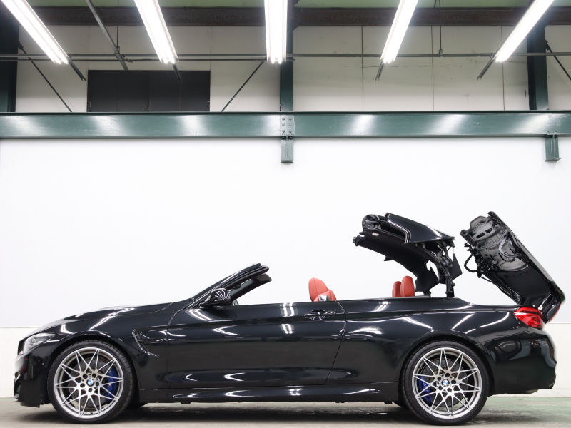 BMW Mシリーズ M4 ｶﾌﾞﾘｵﾚ ｺﾝﾍﾟﾃｨｼｮﾝ　後期LCI LCW ｺﾝﾌｫA ｲﾝﾃﾘｼﾞｪﾝﾄS 赤革 純正HDDﾅﾋﾞTV harman/Kardon ﾍｯﾄﾞｱｯﾌﾟD Bｶﾒﾗ  ｶｰﾎﾞﾝｲﾝﾃﾘｱ ｴｷｿﾞｰｽﾄﾊﾟｲﾌﾟ ｱﾀﾞﾌﾟﾃｨﾌﾞMｻｽﾍﾟﾝｼｮﾝ 専用ｴｱﾛ&20AW(ｽﾀｲﾘﾝｸﾞ666M)　2年保証付