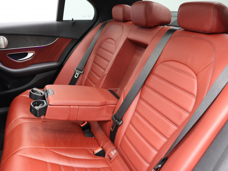 AMG Cクラス C43 4MATIC ｴｸｽｸﾙｰｼﾌﾞ&ﾚｰﾀﾞｰSP　後期 赤革 純正ﾅﾋﾞTV ﾌﾞﾙﾒｽﾀｰS HUD Bｶﾒﾗ 自動ﾄﾗﾝｸ&ﾌｯﾄﾄﾗﾝｸｵｰﾌﾟﾅｰ LEDﾍｯﾄﾞﾗｲﾄ AMGｴｱﾛ&19AW AMGｴｸﾞｿﾞｰｽﾄ　2年保証