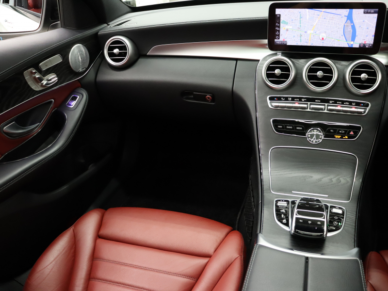 AMG Cクラス C43 4MATIC ｴｸｽｸﾙｰｼﾌﾞ&ﾚｰﾀﾞｰSP　後期 赤革 純正ﾅﾋﾞTV ﾌﾞﾙﾒｽﾀｰS HUD Bｶﾒﾗ 自動ﾄﾗﾝｸ&ﾌｯﾄﾄﾗﾝｸｵｰﾌﾟﾅｰ LEDﾍｯﾄﾞﾗｲﾄ AMGｴｱﾛ&19AW AMGｴｸﾞｿﾞｰｽﾄ　2年保証