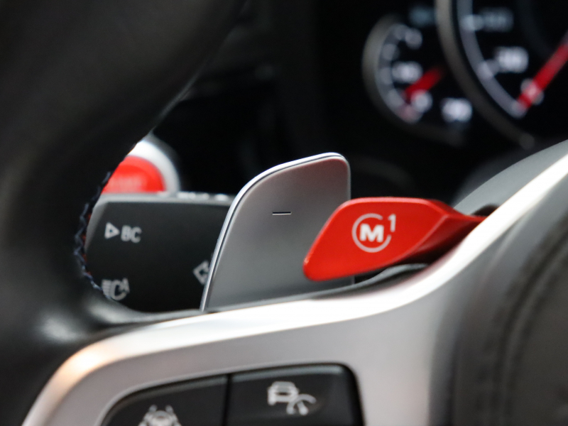 BMW Mシリーズ M5　ｲﾝﾃﾘｼﾞｪﾝﾄｾｰﾌﾃｨ 茶/黒革 ﾍﾞﾝﾁﾚｰﾀｰ ｶｰﾎﾞﾝﾙｰﾌ Idriveﾅﾋﾞ TV 360ｶﾒﾗ harman/kardon ﾜｲﾔﾚｽﾁｬｰｼﾞﾝｸﾞ HUD Mｽﾎﾟｰﾂｽﾃｱﾘﾝｸﾞ Mｴｷｿﾞｰｽﾄｼｽﾃﾑ Mﾏﾙﾁﾌｧﾝｸｼｮﾝｼｰﾄ Mｴｱﾛ&20ｲﾝﾁﾀﾞﾌﾞﾙｽﾎﾟｰｸAW(ｽﾀｲﾘﾝｸﾞ706M)　2年保証