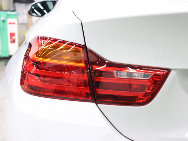 BMW Mシリーズ M4 ｸｰﾍﾟ MDCT　ｺﾝﾌｫｰﾄA ｲﾝﾃﾘｼﾞｪﾝﾄS 黒革 ﾅﾋﾞTV Bｶﾒﾗ Bluetooth HUD LEDﾍｯﾄﾞﾗｲﾄ ｶｰﾎﾞﾝﾙｰﾌ ｶｰﾎﾞﾝｲﾝﾃﾘｱ REMUS製ﾏﾌﾗｰ Mｽﾎﾟｰﾂｻｽﾍﾟﾝｼｮﾝ Mﾌﾞﾙｰｷｬﾘﾊﾟｰ Mｽﾎﾟｰﾂﾚｻﾞｰｽﾃｱﾘﾝｸﾞ Mｴｱﾛ&19AW(ｽﾀｲﾘﾝｸﾞ437M)　2年保証