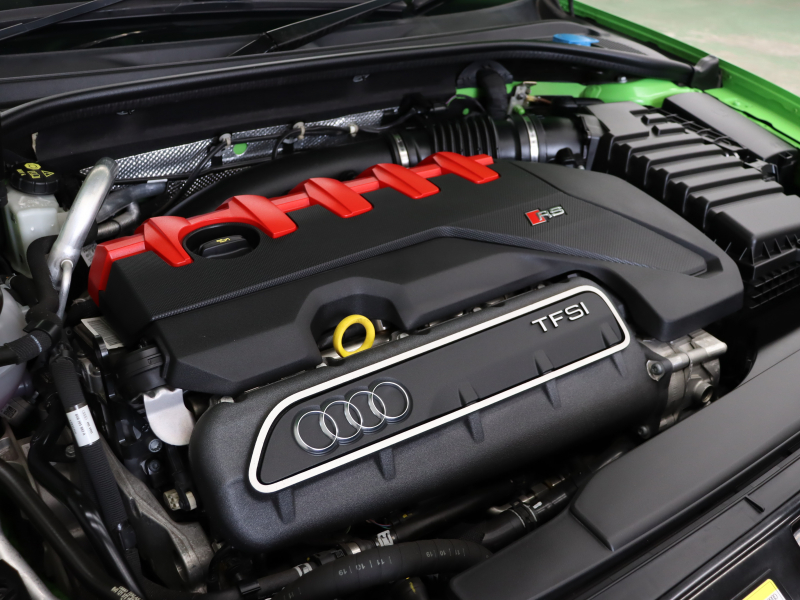 アウディ RS3 ｽﾎﾟｰﾂﾊﾞｯｸ ﾍﾞｰｽｸﾞﾚｰﾄﾞ ｱﾙﾐﾆｳﾑｽﾀｲﾘﾝｸﾞP　ADVｷｰ Audiﾏｸﾞﾈﾃｨｯｸﾗｲﾄﾞ 黒革ｼｰﾄ MMIﾅﾋﾞTV Bang&Olufsen Bluetooth Bｶﾒﾗ ﾏﾄﾘｸｽLEDﾗｲﾄ ﾊﾞｰﾁｬﾙｺｸﾋﾟｯﾄ 19AW　2年保証付