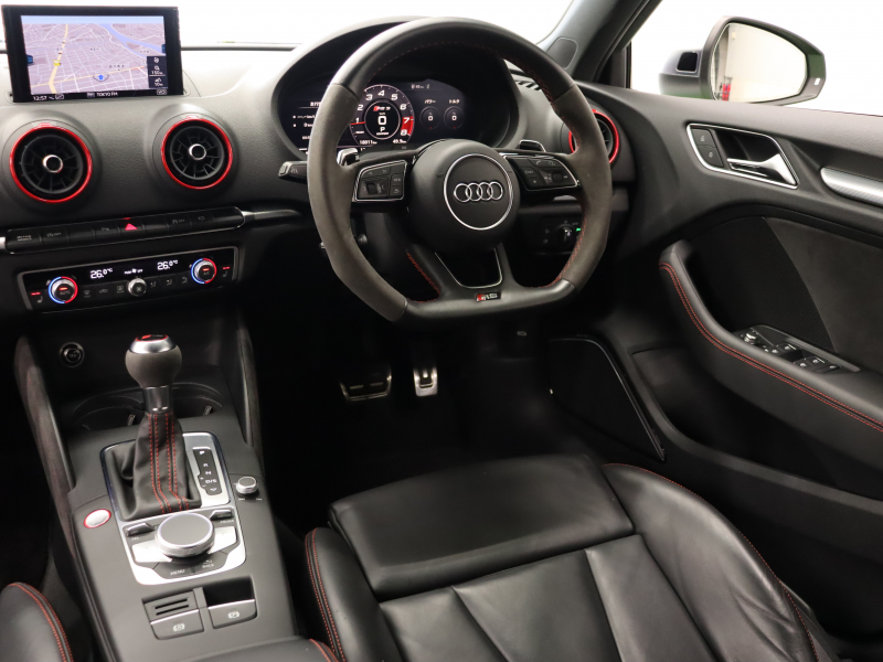 アウディ RS3 ｽﾎﾟｰﾂﾊﾞｯｸ ﾍﾞｰｽｸﾞﾚｰﾄﾞ ｱﾙﾐﾆｳﾑｽﾀｲﾘﾝｸﾞP　ADVｷｰ Audiﾏｸﾞﾈﾃｨｯｸﾗｲﾄﾞ 黒革ｼｰﾄ MMIﾅﾋﾞTV Bang&Olufsen Bluetooth Bｶﾒﾗ ﾏﾄﾘｸｽLEDﾗｲﾄ ﾊﾞｰﾁｬﾙｺｸﾋﾟｯﾄ 19AW　2年保証付