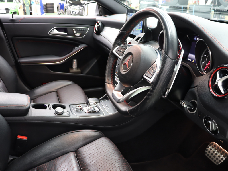 AMG CLAクラス CLA45ｼｭｰﾃｨﾝｸﾞﾌﾞﾚｰｸ 4MATIC ﾚｰﾀﾞｰSP　後期 Pｽﾀ ECO 黒革 ﾊﾟﾉﾗﾏSR ｼｰﾄﾋｰﾀｰ HDDﾅﾋﾞTV BTｵｰﾃﾞｨｵ Carplay Bｶﾒﾗ LEDﾍｯﾄﾞﾗｲﾄ ﾏﾙﾁｶﾗｰｱﾝﾋﾞｴﾝﾄ AMGｴｱﾛ&AMG18AW　2年保証