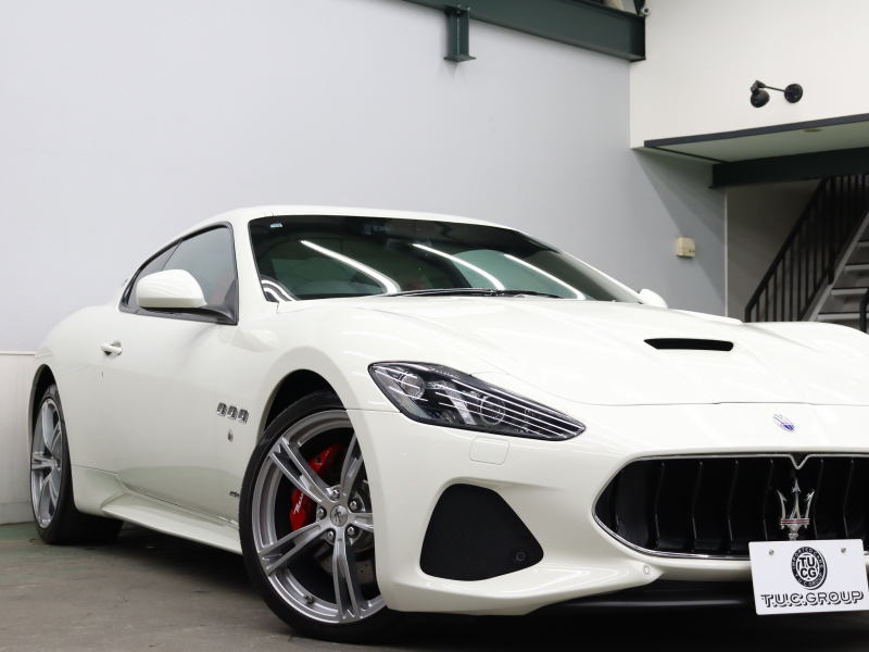 マセラティ グランツーリズモ ｽﾎﾟｰﾂ MCｵｰﾄｼﾌﾄ　後期 1ｵｰﾅｰ 赤革 ｼｰﾄﾋｰﾀｰ 純正SDﾅﾋﾞ harman/kardon Bluetooth Bｶﾒﾗ PTS ｽﾎﾟｰﾂPKG ﾚｯﾄﾞｷｬﾘﾊﾟｰ ﾄﾗｲﾃﾞﾝﾄｽﾃｯﾁ MCｽﾎﾟｰﾂﾗｲﾝｶｰﾎﾞﾝﾄﾘﾑ ﾌﾞﾗｯｸｳｨﾝﾄﾞｳﾄﾘﾑ TPMS ETC 純正20ｲﾝﾁAW　2年保証