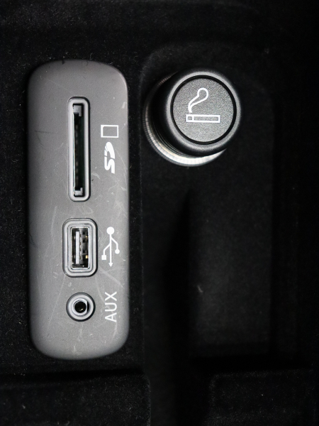 マセラティ グランツーリズモ ｽﾎﾟｰﾂ MCｵｰﾄｼﾌﾄ　後期 1ｵｰﾅｰ 赤革 ｼｰﾄﾋｰﾀｰ 純正SDﾅﾋﾞ harman/kardon Bluetooth Bｶﾒﾗ PTS ｽﾎﾟｰﾂPKG ﾚｯﾄﾞｷｬﾘﾊﾟｰ ﾄﾗｲﾃﾞﾝﾄｽﾃｯﾁ MCｽﾎﾟｰﾂﾗｲﾝｶｰﾎﾞﾝﾄﾘﾑ ﾌﾞﾗｯｸｳｨﾝﾄﾞｳﾄﾘﾑ TPMS ETC 純正20ｲﾝﾁAW　2年保証