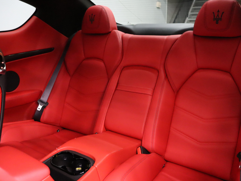 マセラティ グランツーリズモ ｽﾎﾟｰﾂ MCｵｰﾄｼﾌﾄ　後期 1ｵｰﾅｰ 赤革 ｼｰﾄﾋｰﾀｰ 純正SDﾅﾋﾞ harman/kardon Bluetooth Bｶﾒﾗ PTS ｽﾎﾟｰﾂPKG ﾚｯﾄﾞｷｬﾘﾊﾟｰ ﾄﾗｲﾃﾞﾝﾄｽﾃｯﾁ MCｽﾎﾟｰﾂﾗｲﾝｶｰﾎﾞﾝﾄﾘﾑ ﾌﾞﾗｯｸｳｨﾝﾄﾞｳﾄﾘﾑ TPMS ETC 純正20ｲﾝﾁAW　2年保証