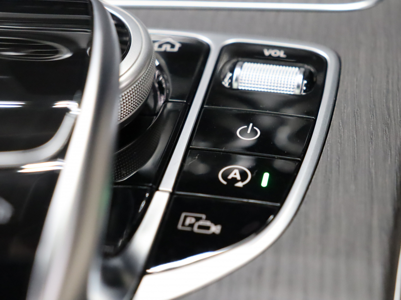 AMG Cクラス C43ｸｰﾍﾟ 4MATIC ﾚｰﾀﾞｰSP　後期 黒革 純正ﾅﾋﾞTV ﾌﾞﾙﾒｽﾀｰS HUD Bｶﾒﾗ 自動ﾄﾗﾝｸ&ﾌｯﾄﾄﾗﾝｸｵｰﾌﾟﾅｰ LEDﾍｯﾄﾞﾗｲﾄ AMGｴｱﾛ&19AW AMGｴｸﾞｿﾞｰｽﾄ　2年保証