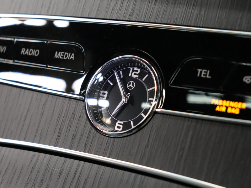 AMG Cクラス C43ｸｰﾍﾟ 4MATIC ﾚｰﾀﾞｰSP　後期 黒革 純正ﾅﾋﾞTV ﾌﾞﾙﾒｽﾀｰS HUD Bｶﾒﾗ 自動ﾄﾗﾝｸ&ﾌｯﾄﾄﾗﾝｸｵｰﾌﾟﾅｰ LEDﾍｯﾄﾞﾗｲﾄ AMGｴｱﾛ&19AW AMGｴｸﾞｿﾞｰｽﾄ　2年保証