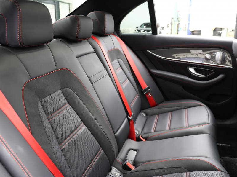 AMG Eクラス E53 4MATIC+ ｴｸｽｸﾙｰｼﾌﾞ&ﾚｰﾀﾞｰｾｰﾌﾃｨPKG　Meｺﾈ Pｽﾀ 黒革 ﾏｯｻｰｼﾞ ﾀﾞｲﾅﾐｯｸｼｰﾄ ﾋｰﾀｰ&ｸｰﾗｰ ﾊﾟﾉﾗﾏSR ﾅﾋﾞTV 360ｶﾒ ｴｱﾊﾞﾗﾝｽP ﾍｯﾄﾞｱｯﾌﾟD Brumesterｻｳﾝﾄﾞ 自動ﾄﾗﾝｸ&ﾌｯﾄﾄﾗﾝｸｵｰﾌﾟﾅｰ AMGｴｱﾛ 20ｲﾝﾁAW　2年保証