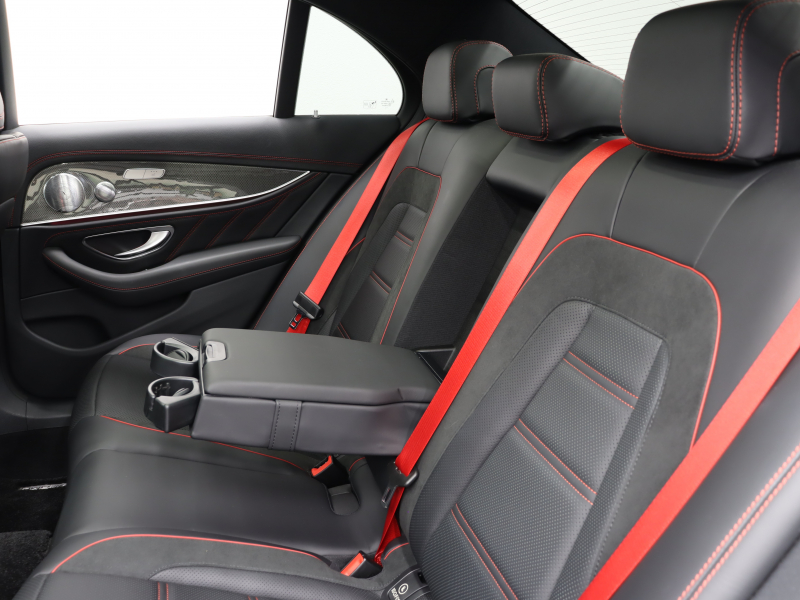 AMG Eクラス E53 4MATIC+ ｴｸｽｸﾙｰｼﾌﾞ&ﾚｰﾀﾞｰｾｰﾌﾃｨPKG　Meｺﾈ Pｽﾀ 黒革 ﾏｯｻｰｼﾞ ﾀﾞｲﾅﾐｯｸｼｰﾄ ﾋｰﾀｰ&ｸｰﾗｰ ﾊﾟﾉﾗﾏSR ﾅﾋﾞTV 360ｶﾒ ｴｱﾊﾞﾗﾝｽP ﾍｯﾄﾞｱｯﾌﾟD Brumesterｻｳﾝﾄﾞ 自動ﾄﾗﾝｸ&ﾌｯﾄﾄﾗﾝｸｵｰﾌﾟﾅｰ AMGｴｱﾛ 20ｲﾝﾁAW　2年保証