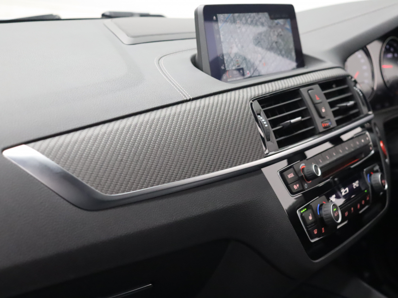 BMW Mシリーズ M2 ｺﾝﾍﾟﾃｨｼｮﾝ　1ｵｰﾅｰ 後期LCI ｺﾝﾌｫｰﾄA ｲﾝﾃﾘｼﾞｪﾝﾄS 黒革 ｻﾝﾙｰﾌ 純正Idriveﾅﾋﾞ harman/kardonｻｳﾝﾄﾞ Bｶﾒﾗ LEDﾍｯﾄﾞﾗｲﾄ ｶｰﾎﾞﾝｲﾝﾃﾘｱ Mﾌﾞﾚｰｷｷｬﾘﾊﾟｰ Mｴｱﾛ&19ｲﾝﾁAW　2年保証