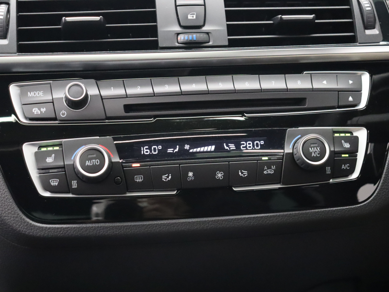 BMW Mシリーズ M2 ｺﾝﾍﾟﾃｨｼｮﾝ　1ｵｰﾅｰ 後期LCI ｺﾝﾌｫｰﾄA ｲﾝﾃﾘｼﾞｪﾝﾄS 黒革 ｻﾝﾙｰﾌ 純正Idriveﾅﾋﾞ harman/kardonｻｳﾝﾄﾞ Bｶﾒﾗ LEDﾍｯﾄﾞﾗｲﾄ ｶｰﾎﾞﾝｲﾝﾃﾘｱ Mﾌﾞﾚｰｷｷｬﾘﾊﾟｰ Mｴｱﾛ&19ｲﾝﾁAW　2年保証