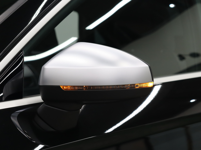 アウディ RS3 ﾍﾞｰｽｸﾞﾚｰﾄﾞ ｱﾙﾐﾆｳﾑｽﾀｲﾘﾝｸﾞPKG　ADVｷｰ Audiﾏｸﾞﾈﾃｨｯｸﾗｲﾄﾞ 黒革ｼｰﾄ MMIﾅﾋﾞTV Bang&Olufsen Bluetooth Bｶﾒﾗ ﾏﾄﾘｸｽLEDﾗｲﾄ ﾊﾞｰﾁｬﾙｺｸﾋﾟｯﾄ 純正19ｲﾝﾁAW(ﾁﾀﾝﾙｯｸ)　2年保証付