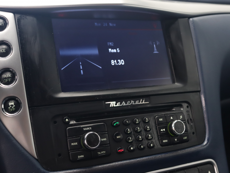 マセラティ グランツーリズモ ｽﾎﾟｰﾂ MCｵｰﾄｼﾌﾄ　紺革 ﾍｯﾄﾞﾗｲﾆﾝｸﾞｱﾙｶﾝﾀﾗ 純正SDﾅﾋﾞ Bｶﾒﾗ PTS ｸﾙｺﾝ ETC ﾄﾗｲﾃﾞﾝﾄｽﾃｯﾁ ｸﾞﾚｰｼｰﾄﾍﾞﾙﾄ ﾋﾞｱﾝｺｼｰﾄｽﾃｯﾁ 純正20ｲﾝﾁAW(MCﾏｯﾄｸﾞﾗﾌｧｲﾄ)　2年保証