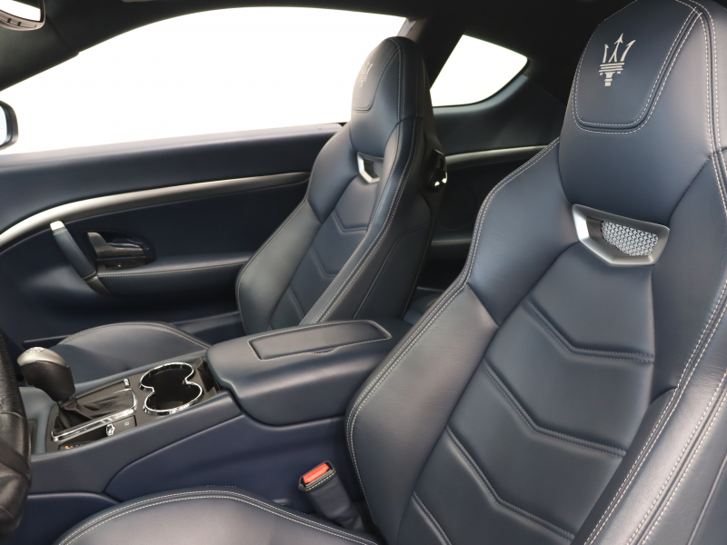 マセラティ グランツーリズモ ｽﾎﾟｰﾂ MCｵｰﾄｼﾌﾄ　紺革 ﾍｯﾄﾞﾗｲﾆﾝｸﾞｱﾙｶﾝﾀﾗ 純正SDﾅﾋﾞ Bｶﾒﾗ PTS ｸﾙｺﾝ ETC ﾄﾗｲﾃﾞﾝﾄｽﾃｯﾁ ｸﾞﾚｰｼｰﾄﾍﾞﾙﾄ ﾋﾞｱﾝｺｼｰﾄｽﾃｯﾁ 純正20ｲﾝﾁAW(MCﾏｯﾄｸﾞﾗﾌｧｲﾄ)　2年保証