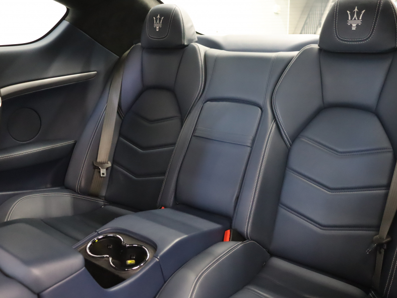 マセラティ グランツーリズモ ｽﾎﾟｰﾂ MCｵｰﾄｼﾌﾄ　紺革 ﾍｯﾄﾞﾗｲﾆﾝｸﾞｱﾙｶﾝﾀﾗ 純正SDﾅﾋﾞ Bｶﾒﾗ PTS ｸﾙｺﾝ ETC ﾄﾗｲﾃﾞﾝﾄｽﾃｯﾁ ｸﾞﾚｰｼｰﾄﾍﾞﾙﾄ ﾋﾞｱﾝｺｼｰﾄｽﾃｯﾁ 純正20ｲﾝﾁAW(MCﾏｯﾄｸﾞﾗﾌｧｲﾄ)　2年保証