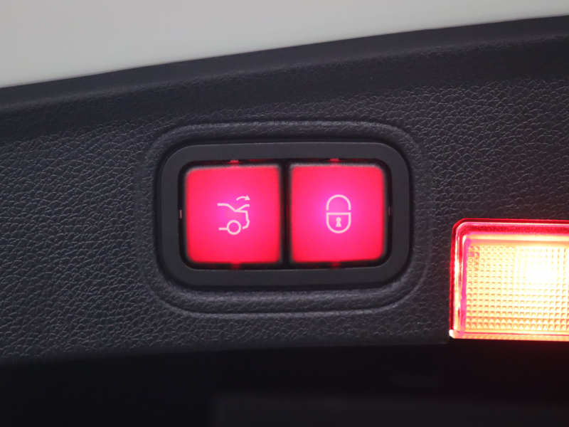 AMG Cクラス C43 4MATIC ｸｰﾍﾟ  ﾚｰﾀﾞｰSP　黒革 ﾊﾟﾉﾗﾏSR 純正ﾅﾋﾞTV ﾌﾞﾙﾒｽﾀｰS ﾍｯﾄﾞｱｯﾌﾟD ﾊﾞｯｸｶﾒﾗ 自動Rｹﾞｰﾄ&ﾌｯﾄﾄﾗﾝｸｵｰﾌﾟﾅｰ  LEDﾗｲﾄ AMGｴｸﾞｿﾞｰｽﾄｼｽﾃﾑ AMGｻｽﾍﾟﾝｼｮﾝ AMGｴｱﾛ&19ｲﾝﾁAW　2年保証付