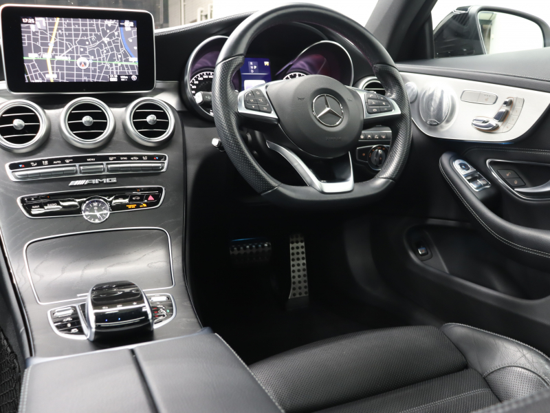 AMG Cクラス C43 4MATIC ｸｰﾍﾟ  ﾚｰﾀﾞｰSP　黒革 ﾊﾟﾉﾗﾏSR 純正ﾅﾋﾞTV ﾌﾞﾙﾒｽﾀｰS ﾍｯﾄﾞｱｯﾌﾟD ﾊﾞｯｸｶﾒﾗ 自動Rｹﾞｰﾄ&ﾌｯﾄﾄﾗﾝｸｵｰﾌﾟﾅｰ  LEDﾗｲﾄ AMGｴｸﾞｿﾞｰｽﾄｼｽﾃﾑ AMGｻｽﾍﾟﾝｼｮﾝ AMGｴｱﾛ&19ｲﾝﾁAW　2年保証付