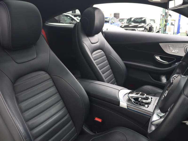 AMG Cクラス C43 4MATIC ｸｰﾍﾟ  ﾚｰﾀﾞｰSP　黒革 ﾊﾟﾉﾗﾏSR 純正ﾅﾋﾞTV ﾌﾞﾙﾒｽﾀｰS ﾍｯﾄﾞｱｯﾌﾟD ﾊﾞｯｸｶﾒﾗ 自動Rｹﾞｰﾄ&ﾌｯﾄﾄﾗﾝｸｵｰﾌﾟﾅｰ  LEDﾗｲﾄ AMGｴｸﾞｿﾞｰｽﾄｼｽﾃﾑ AMGｻｽﾍﾟﾝｼｮﾝ AMGｴｱﾛ&19ｲﾝﾁAW　2年保証付