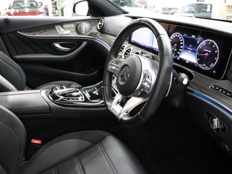 AMG Eクラス E53 4MATIC+ ｴｸｽｸﾙｰｼﾌﾞ&ﾚｰﾀﾞｰｾｰﾌﾃｨPKG　Meｺﾈ Pｽﾀ 黒革 ﾏｯｻｰｼﾞ ﾀﾞｲﾅﾐｯｸｼｰﾄ ﾋｰﾀｰ&ｸｰﾗｰ ﾊﾟﾉﾗﾏSR ﾅﾋﾞTV 360ｶﾒ ｴｱﾊﾞﾗﾝｽP ﾍｯﾄﾞｱｯﾌﾟD Brumesterｻｳﾝﾄﾞ 自動ﾄﾗﾝｸ&ﾌｯﾄﾄﾗﾝｸｵｰﾌﾟﾅｰ AMGｴｱﾛ 20ｲﾝﾁAW　2年保証