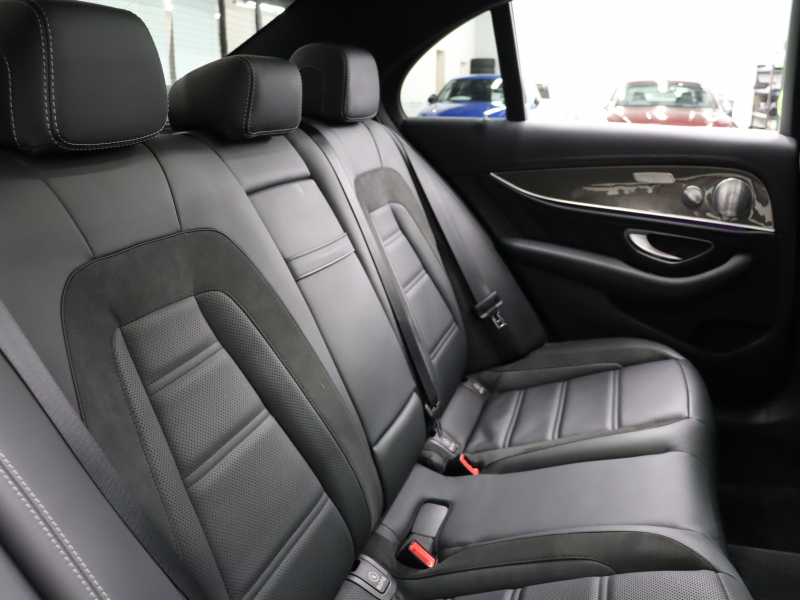 AMG Eクラス E53 4MATIC+ ｴｸｽｸﾙｰｼﾌﾞ&ﾚｰﾀﾞｰｾｰﾌﾃｨPKG　Meｺﾈ Pｽﾀ 黒革 ﾏｯｻｰｼﾞ ﾀﾞｲﾅﾐｯｸｼｰﾄ ﾋｰﾀｰ&ｸｰﾗｰ ﾊﾟﾉﾗﾏSR ﾅﾋﾞTV 360ｶﾒ ｴｱﾊﾞﾗﾝｽP ﾍｯﾄﾞｱｯﾌﾟD Brumesterｻｳﾝﾄﾞ 自動ﾄﾗﾝｸ&ﾌｯﾄﾄﾗﾝｸｵｰﾌﾟﾅｰ AMGｴｱﾛ 20ｲﾝﾁAW　2年保証