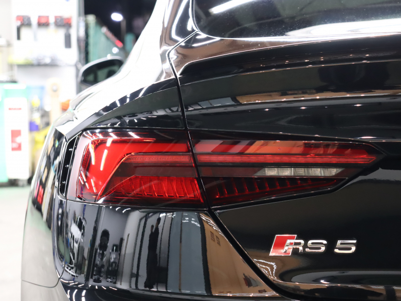 アウディ RS5 ｽﾎﾟｰﾂﾊﾞｯｸ ﾍﾞｰｽｸﾞﾚｰﾄﾞ RSﾃﾞｻﾞｲﾝP ｱｼｽﾀﾝｽP　黒革 ﾊﾟﾉﾗﾏSR 純正ﾅﾋﾞTV Bang&Olufsen ｻﾗｳﾝﾄﾞﾋﾞｭｰｶﾒﾗ ﾏﾄﾘｸｽLEDﾍｯﾄﾞﾗｲﾄ RSｽﾎﾟｰﾂｽﾃｱﾘﾝｸﾞ RSﾌﾞﾚｰｷｷｬﾘﾊﾟｰ 純正20ｲﾝﾁAW MSSｽﾎﾟｰﾂﾀﾞｳﾝｻｽ MAXTONDESINGｴｱﾛ　2年保証